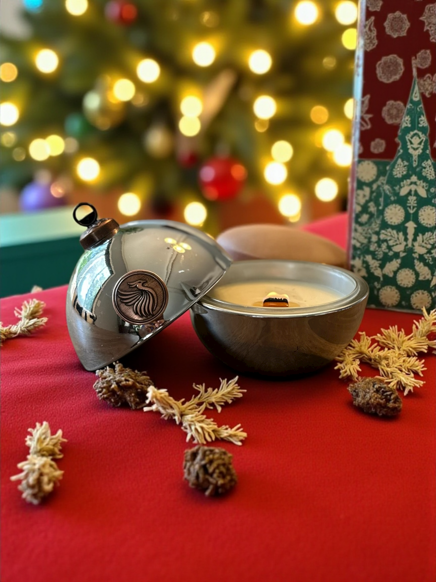 Wonderful Life - 6.5 oz Ornament Candle