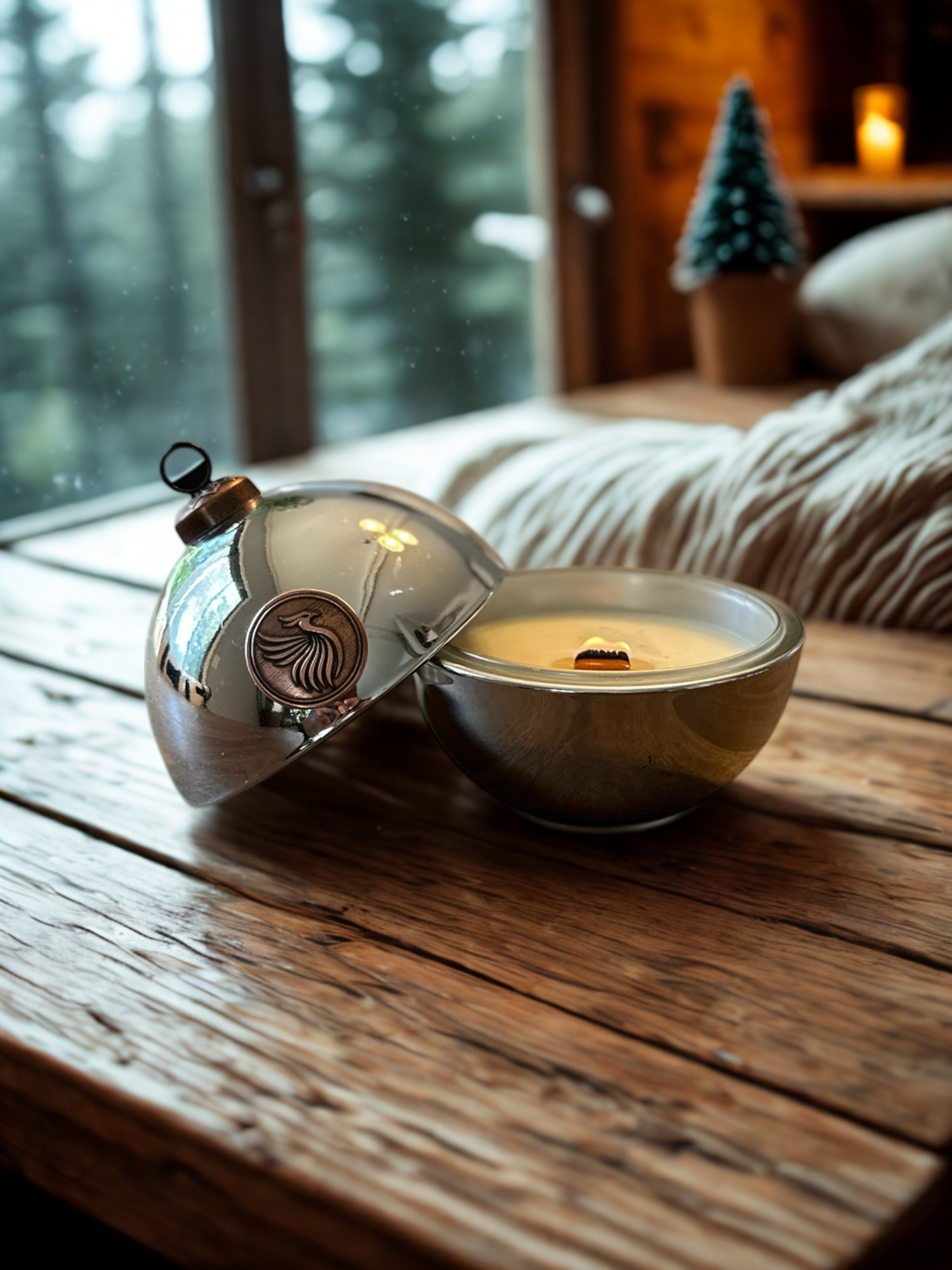 White Knight - 6.5 oz Ornament Candle